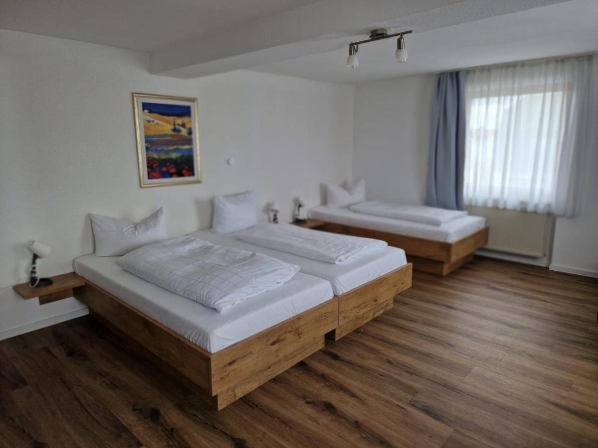 Hotel Sonnenkeller Neu-Ulm Bagian luar foto
