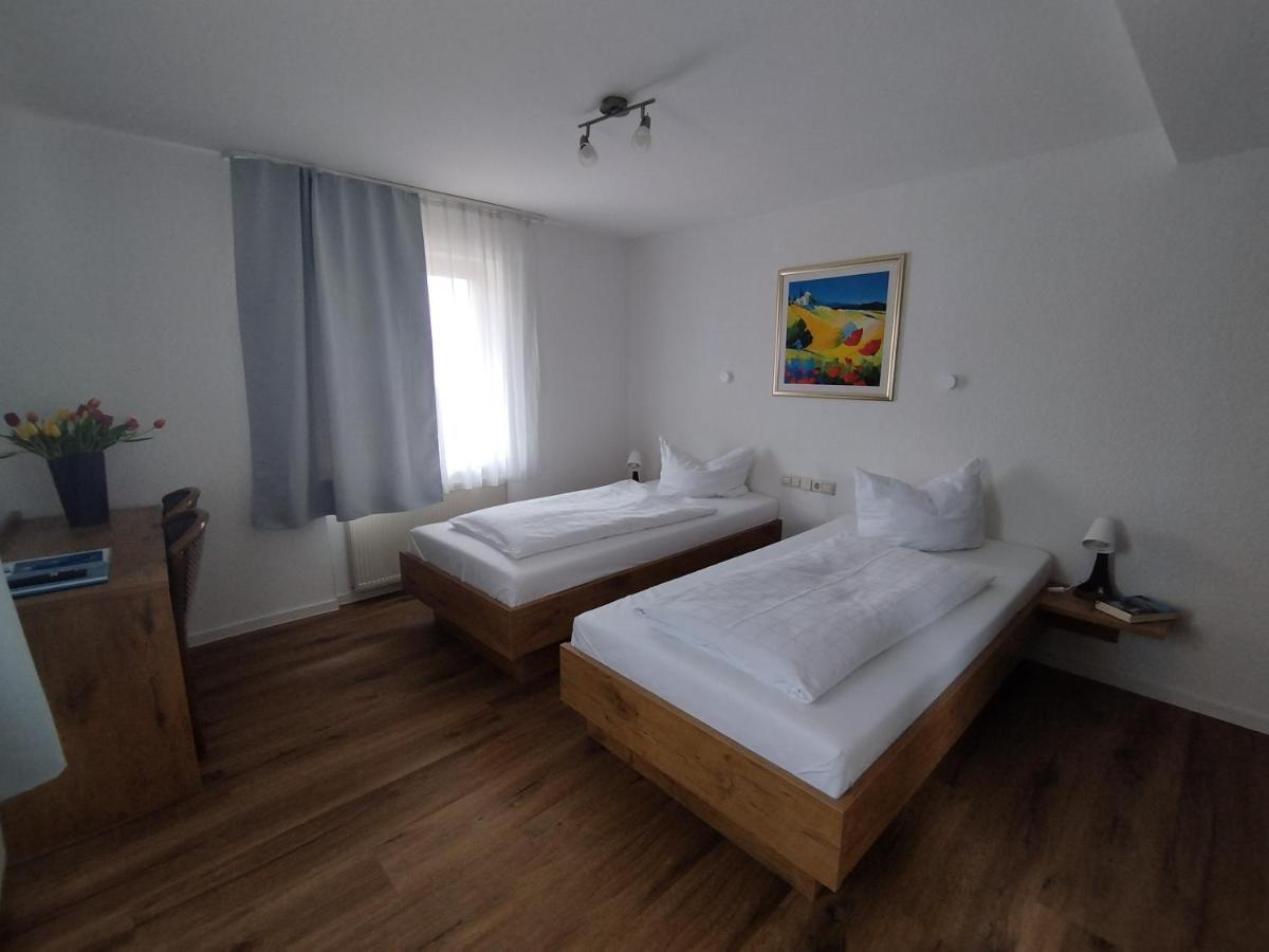 Hotel Sonnenkeller Neu-Ulm Bagian luar foto