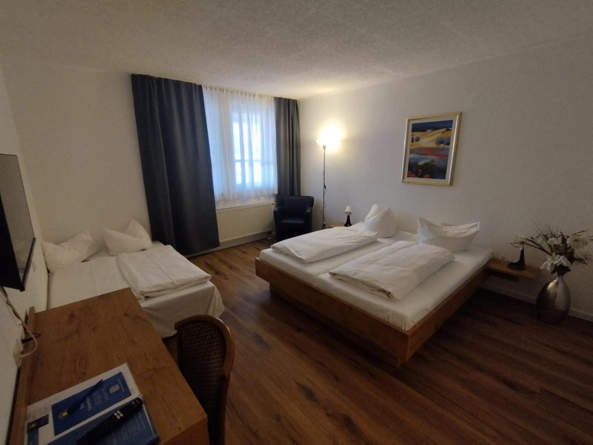 Hotel Sonnenkeller Neu-Ulm Bagian luar foto